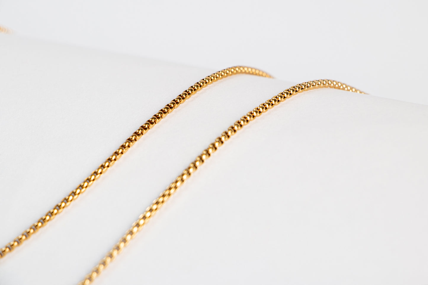 Cadena Tejido Venenciano Mujer