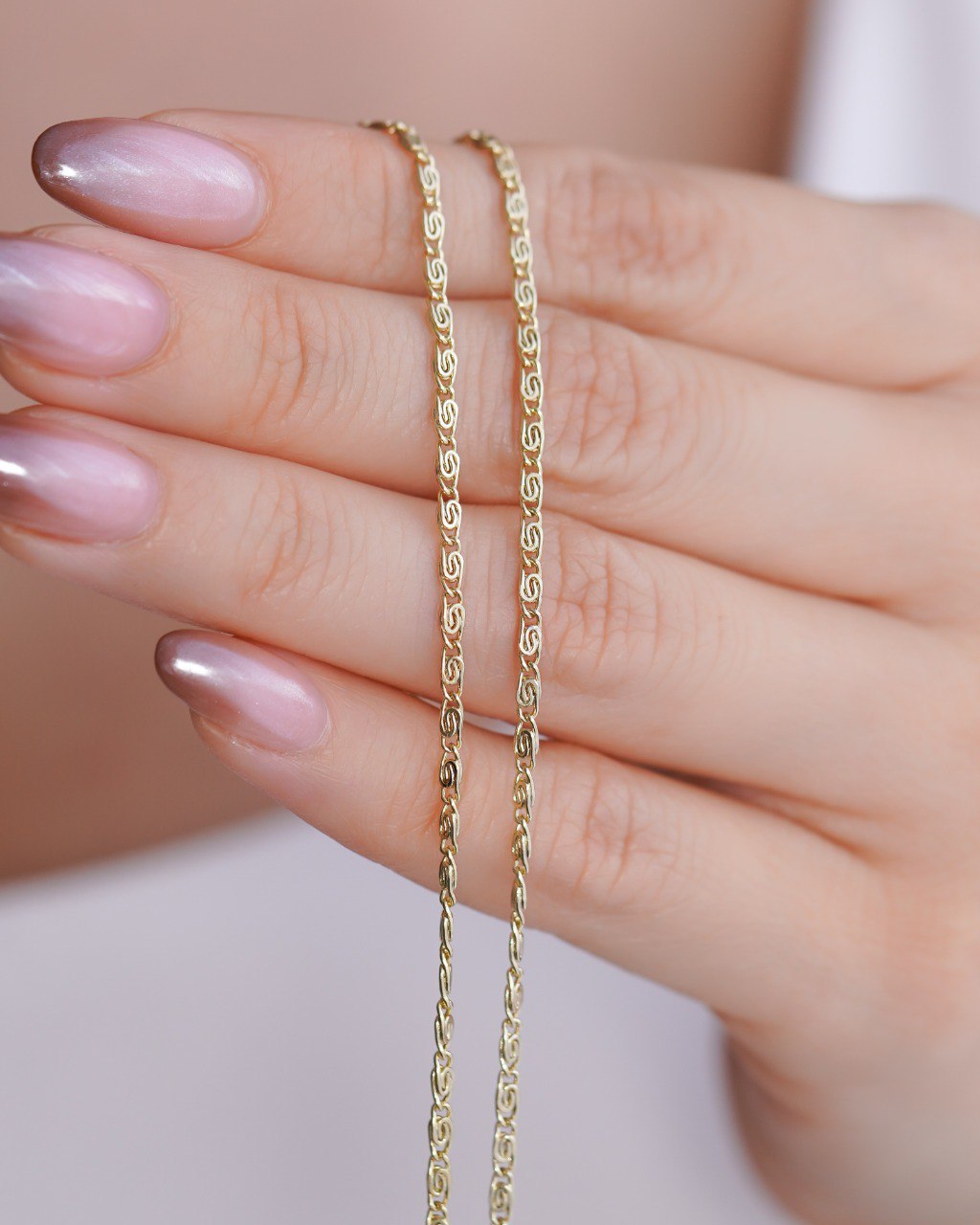 Cadena Caracol Mujer